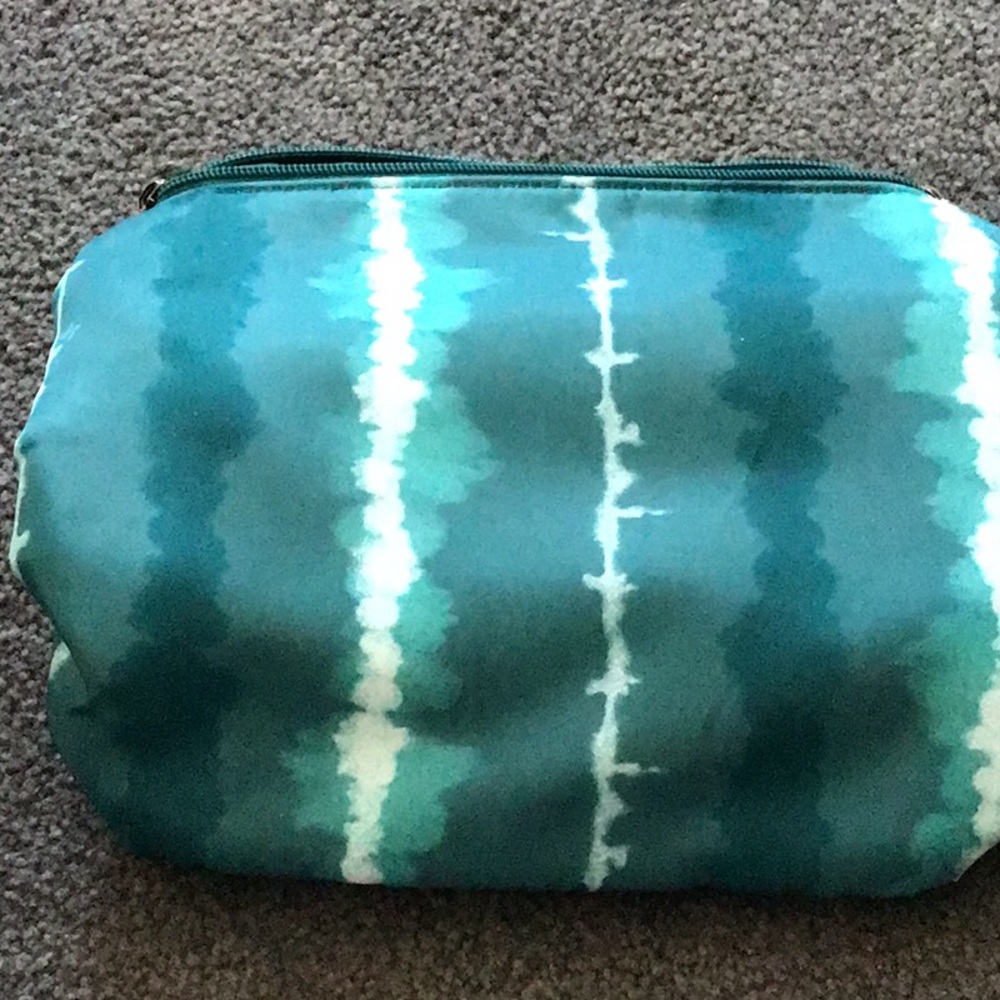 Lug NEW ZIPPER CLOSE CASE